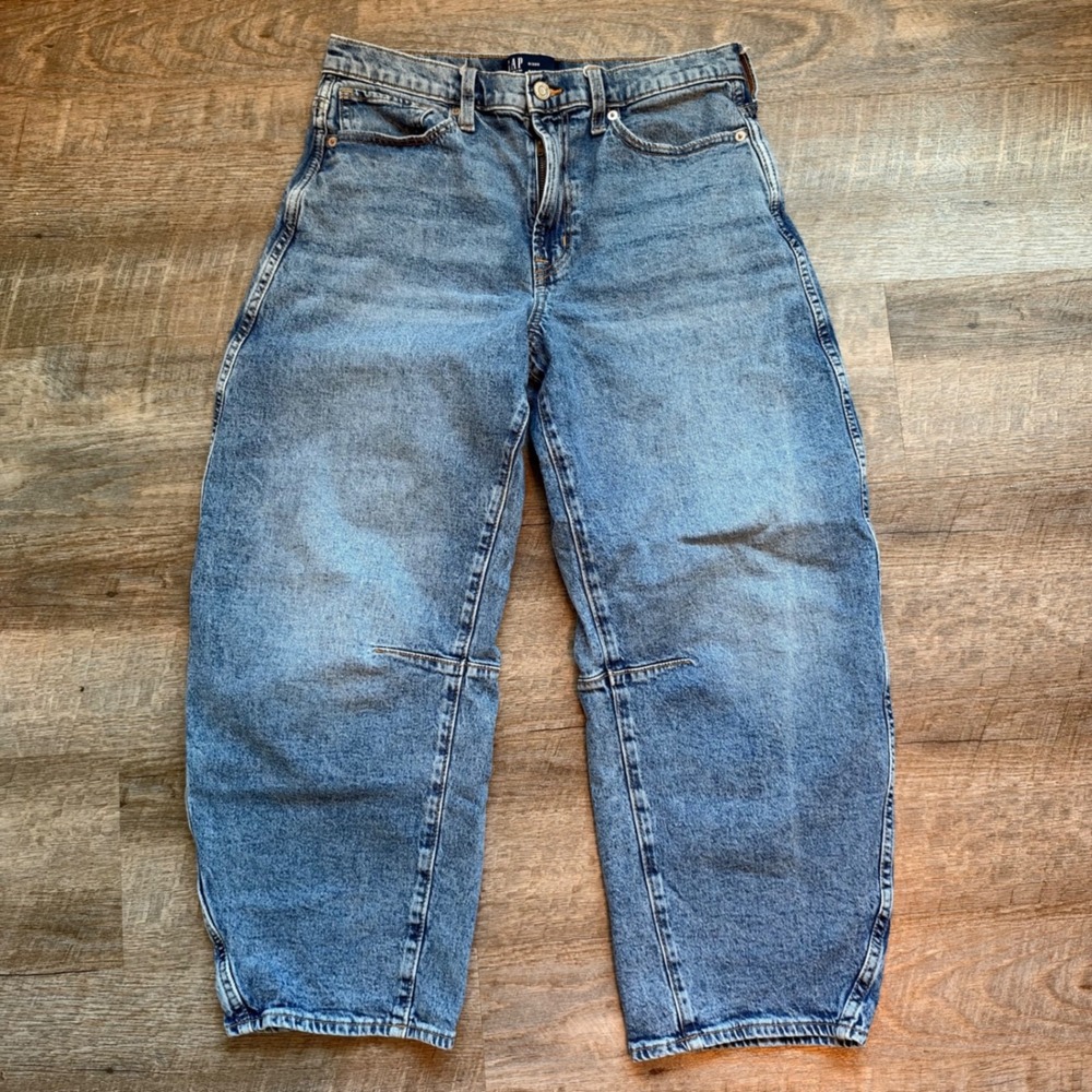 Gap Barrel Jeans Size 6/28 Short Blue Denim High Rise Curved Leg Seam Detail